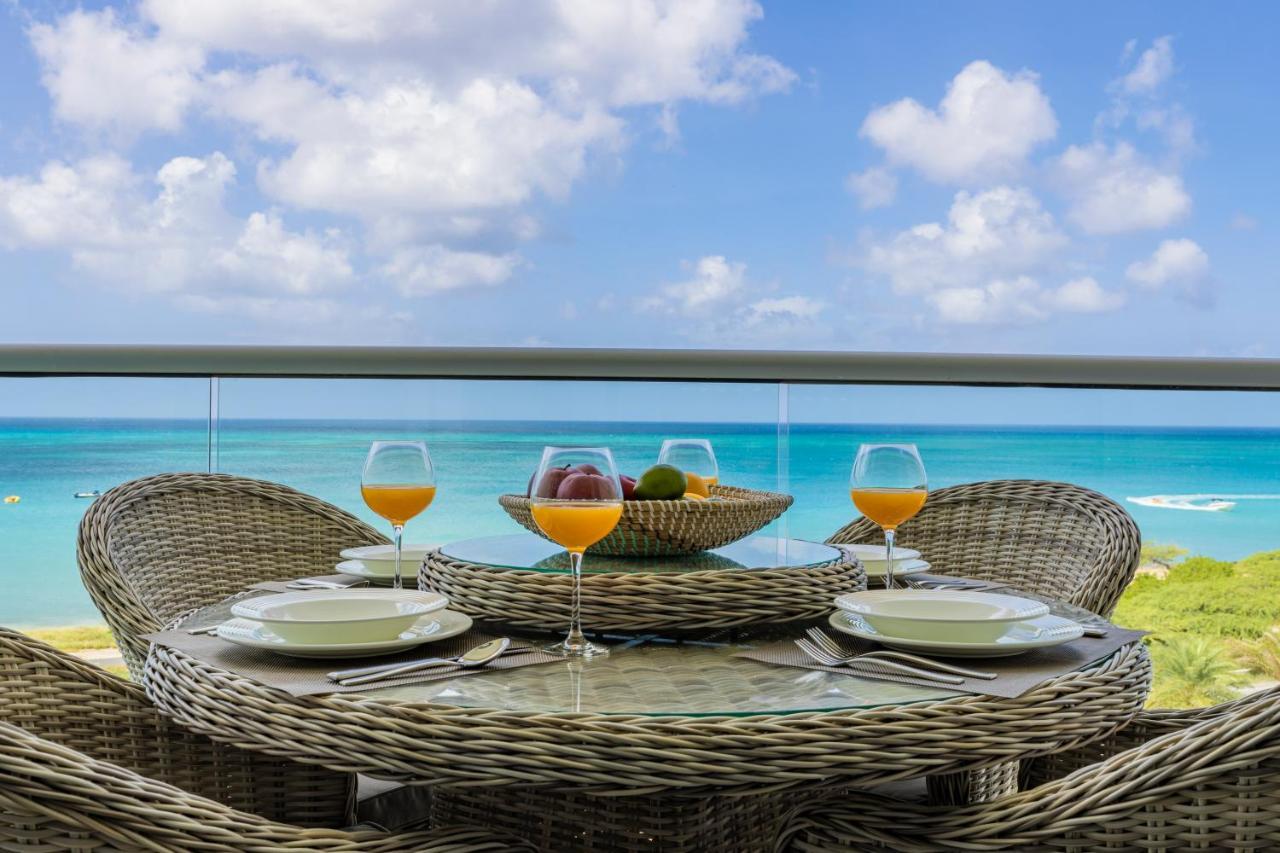 Azure Beach Residences Palm Beach Exterior foto