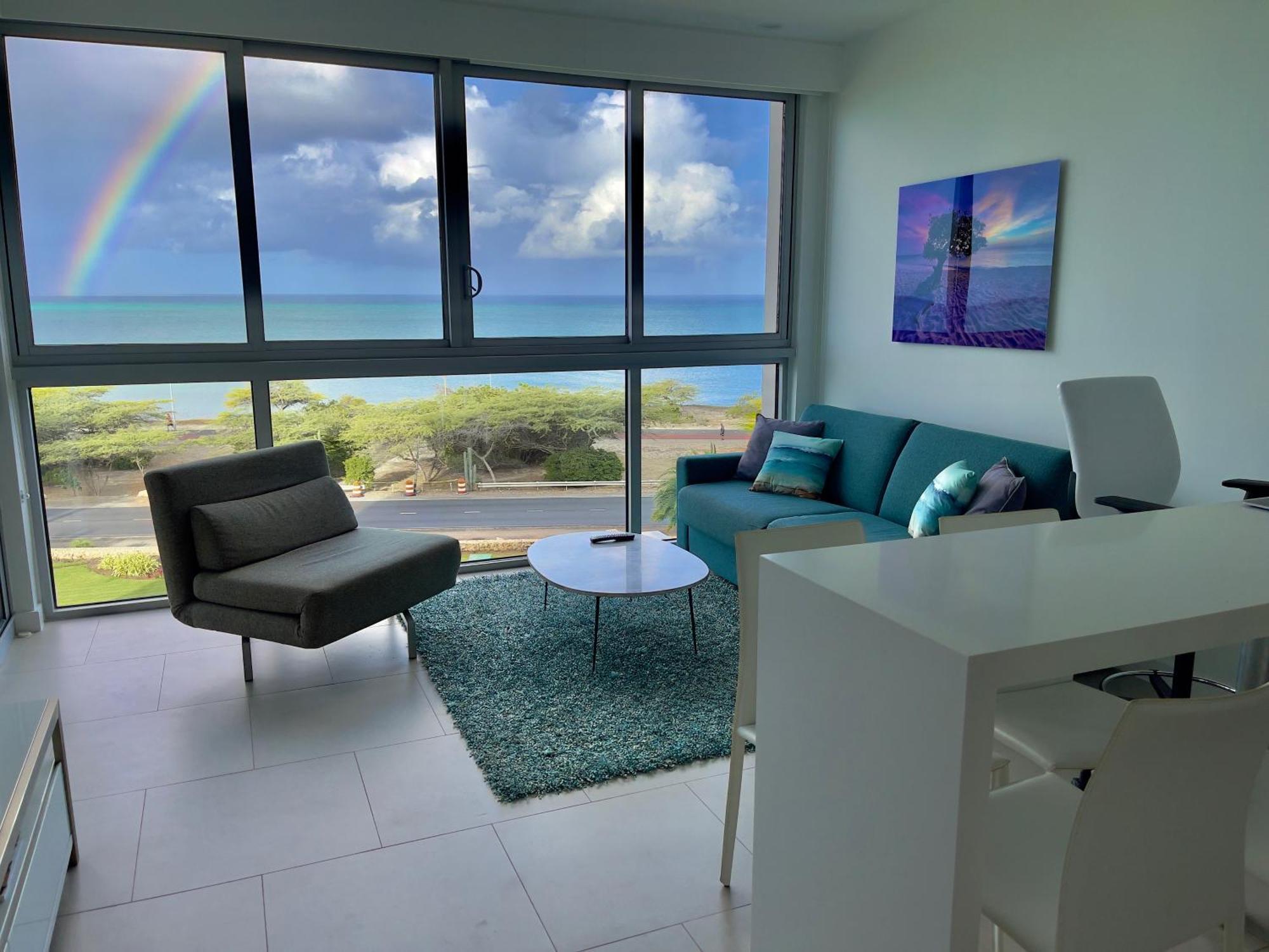 Azure Beach Residences Palm Beach Exterior foto